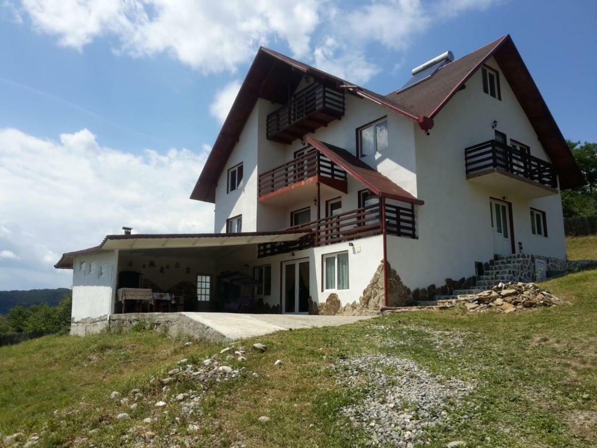 La Curtea Argeseana Apartment Valea Iasului Ngoại thất bức ảnh